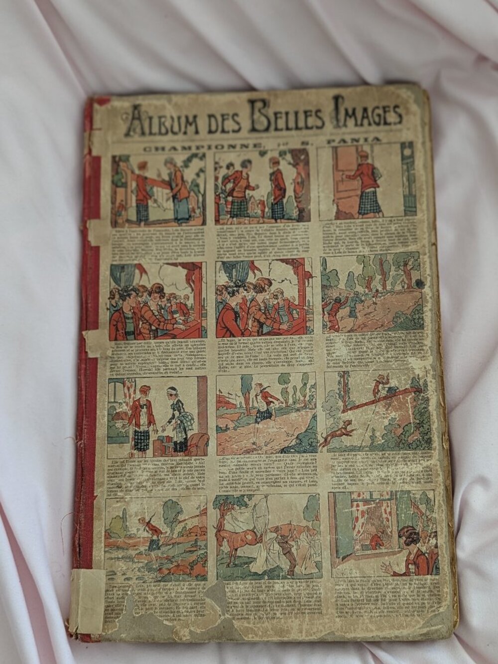Vintage French Album Les Belles Images Book Paris